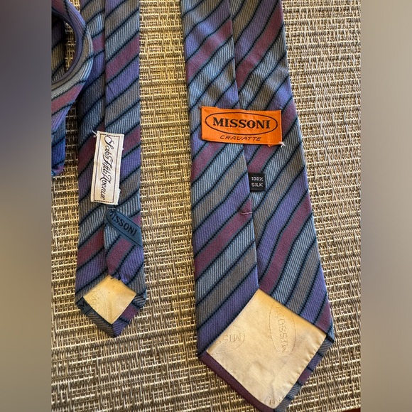 MISSONI Cravatte Tie in EUC - Picture 2 of 3